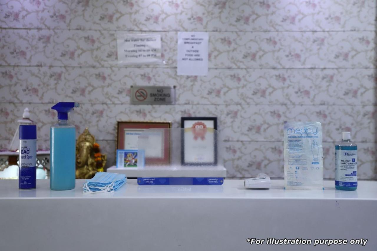 Capital O 22439 Ratna Forever Hotel Karkal Luaran gambar